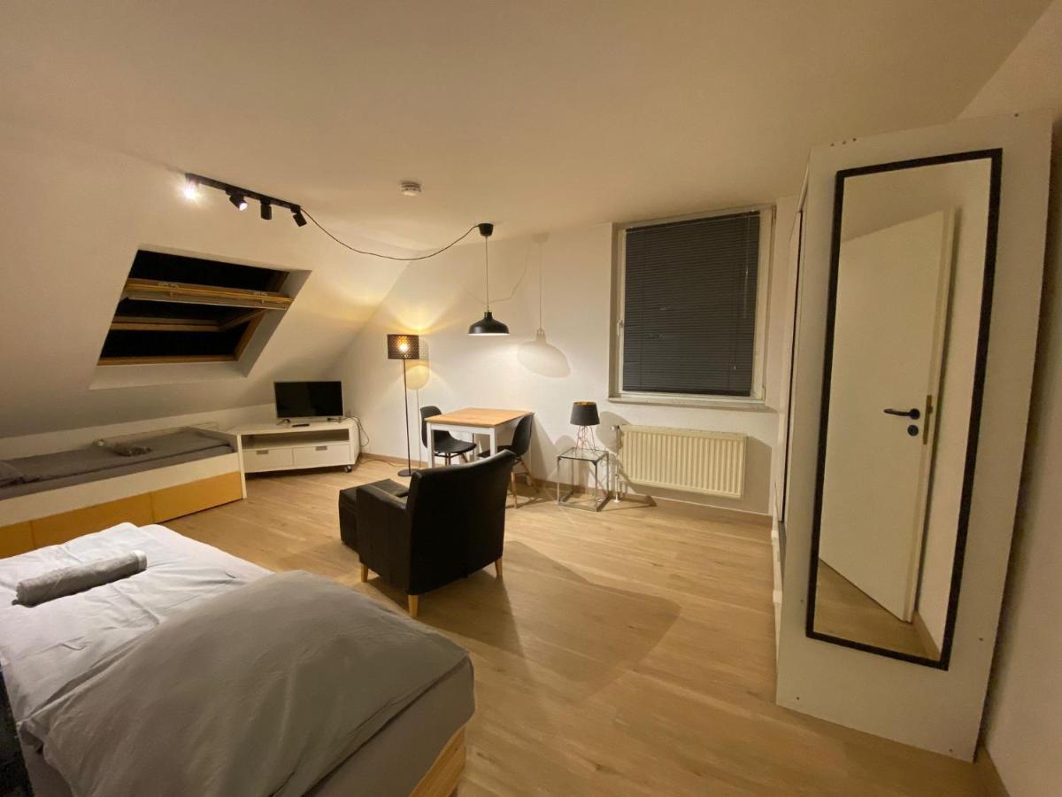 Sweet Home Apartment Hannover West - Contactless Check-In ภายนอก รูปภาพ