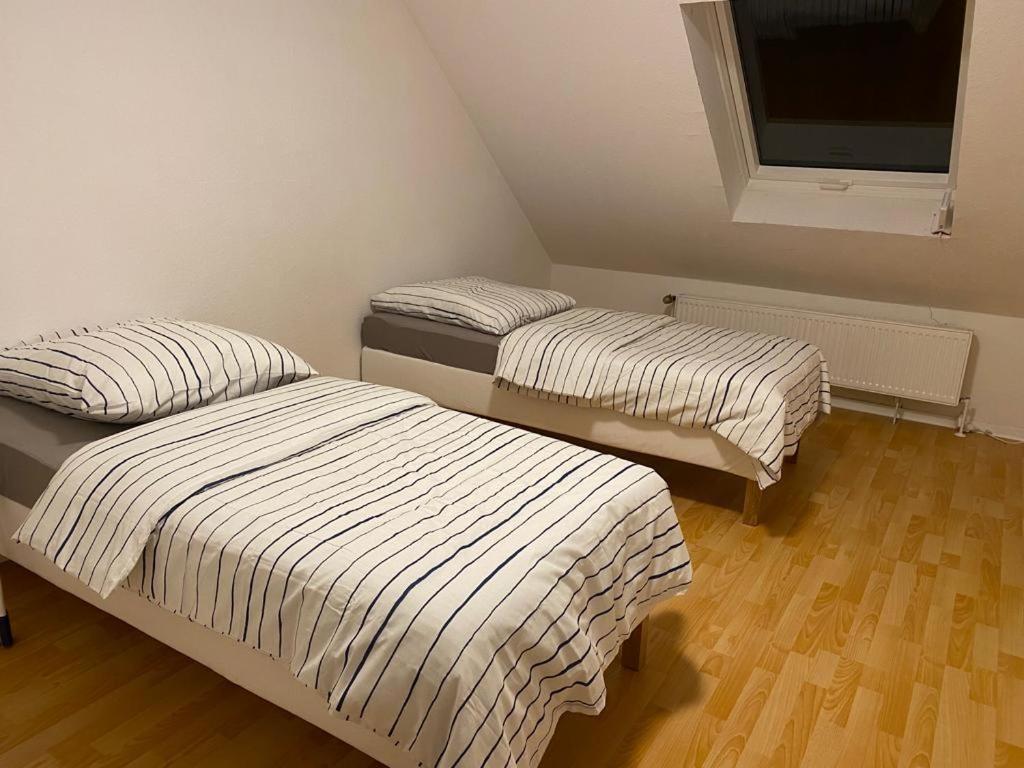 Sweet Home Apartment Hannover West - Contactless Check-In ภายนอก รูปภาพ