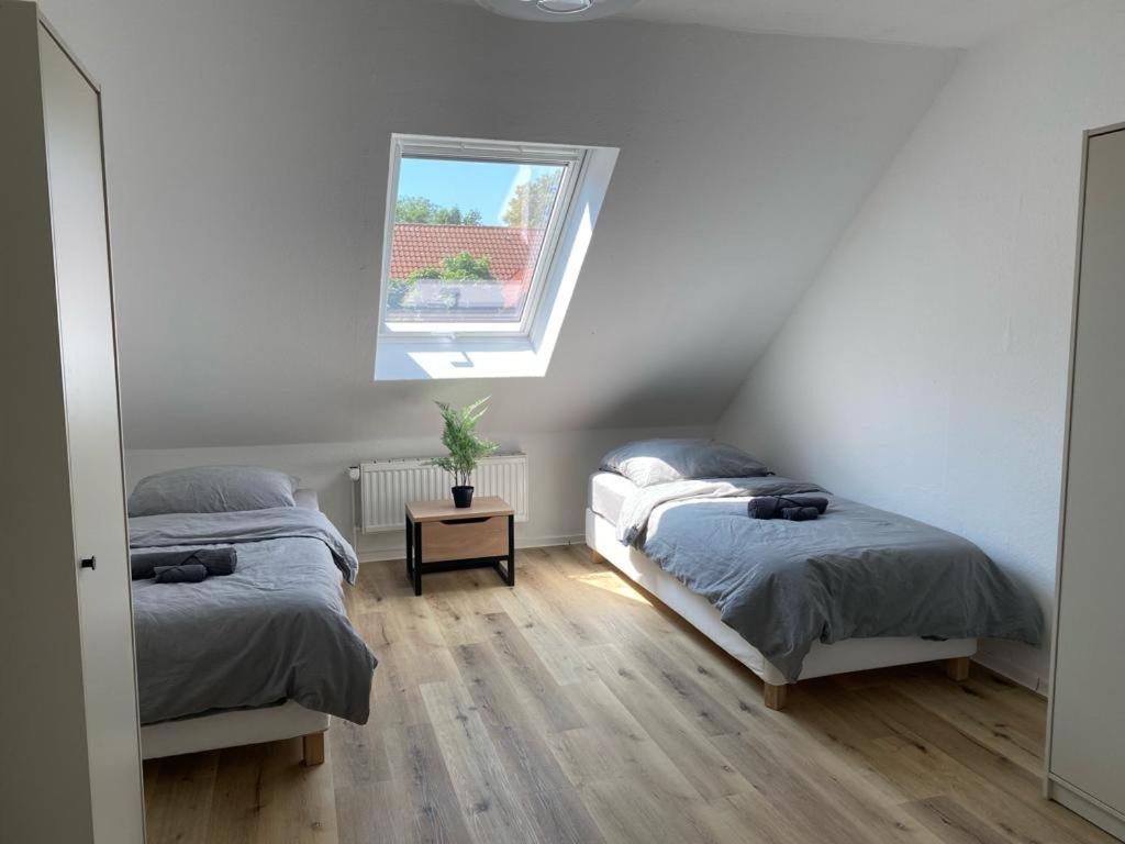 Sweet Home Apartment Hannover West - Contactless Check-In ภายนอก รูปภาพ