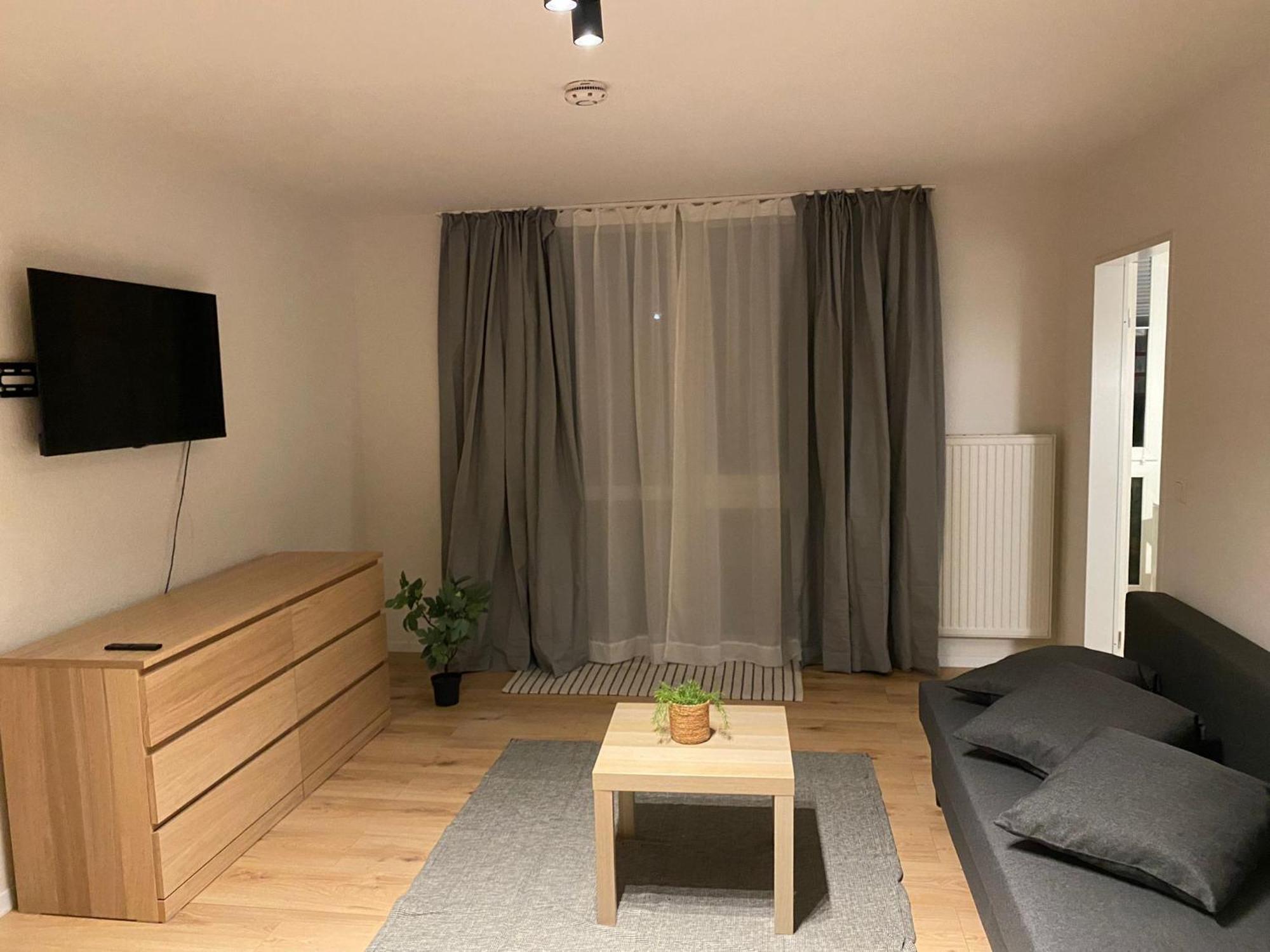 Sweet Home Apartment Hannover West - Contactless Check-In ภายนอก รูปภาพ